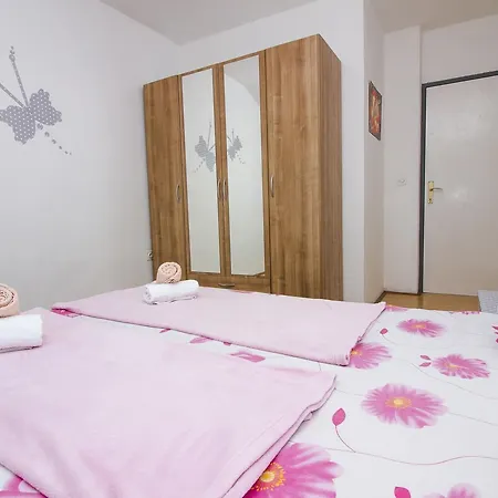 Apartman Nicole Apartment
